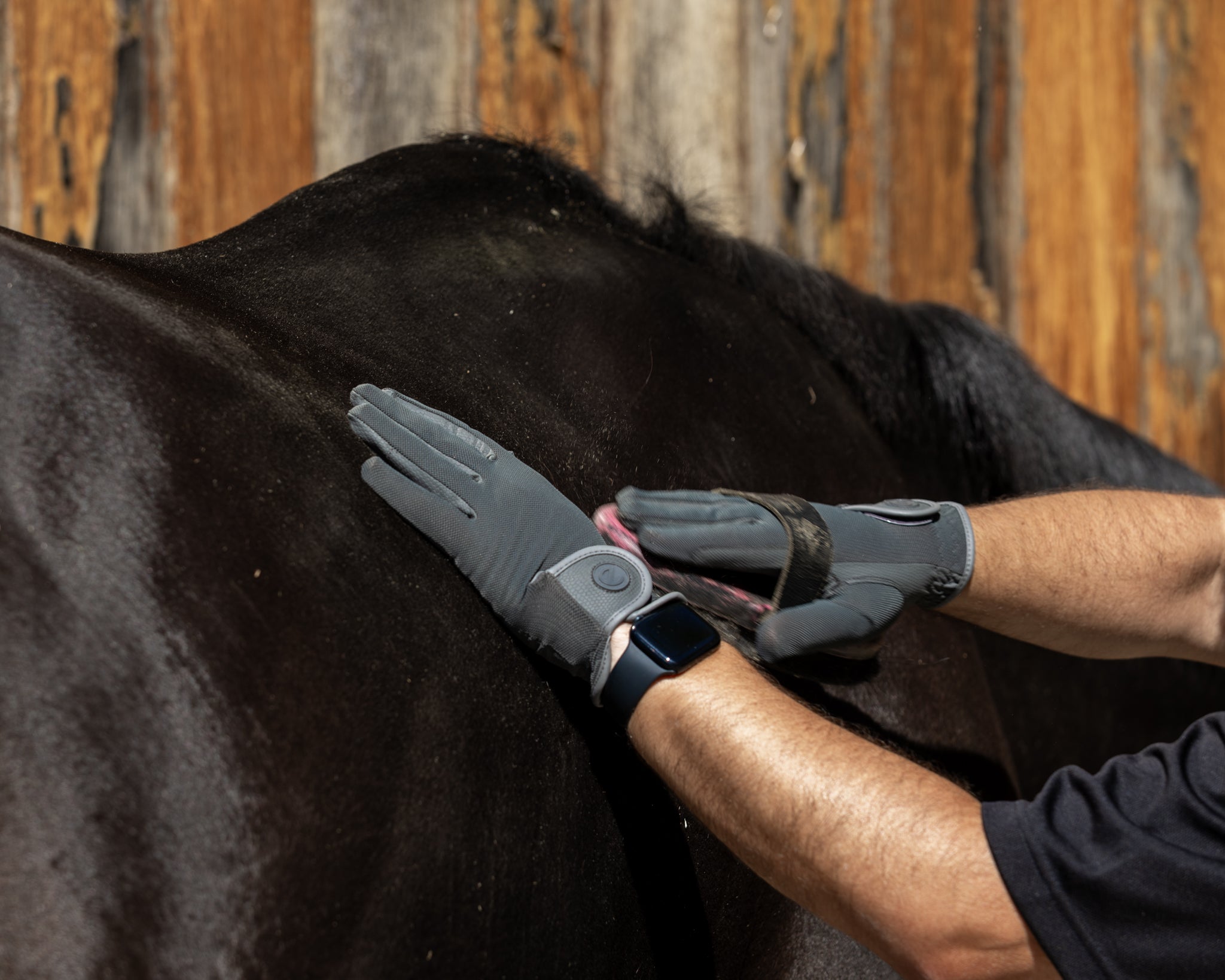 eQUEST GripPro X-LITE Lightweight Equestrian Gloves - Grey - Plain Cuff