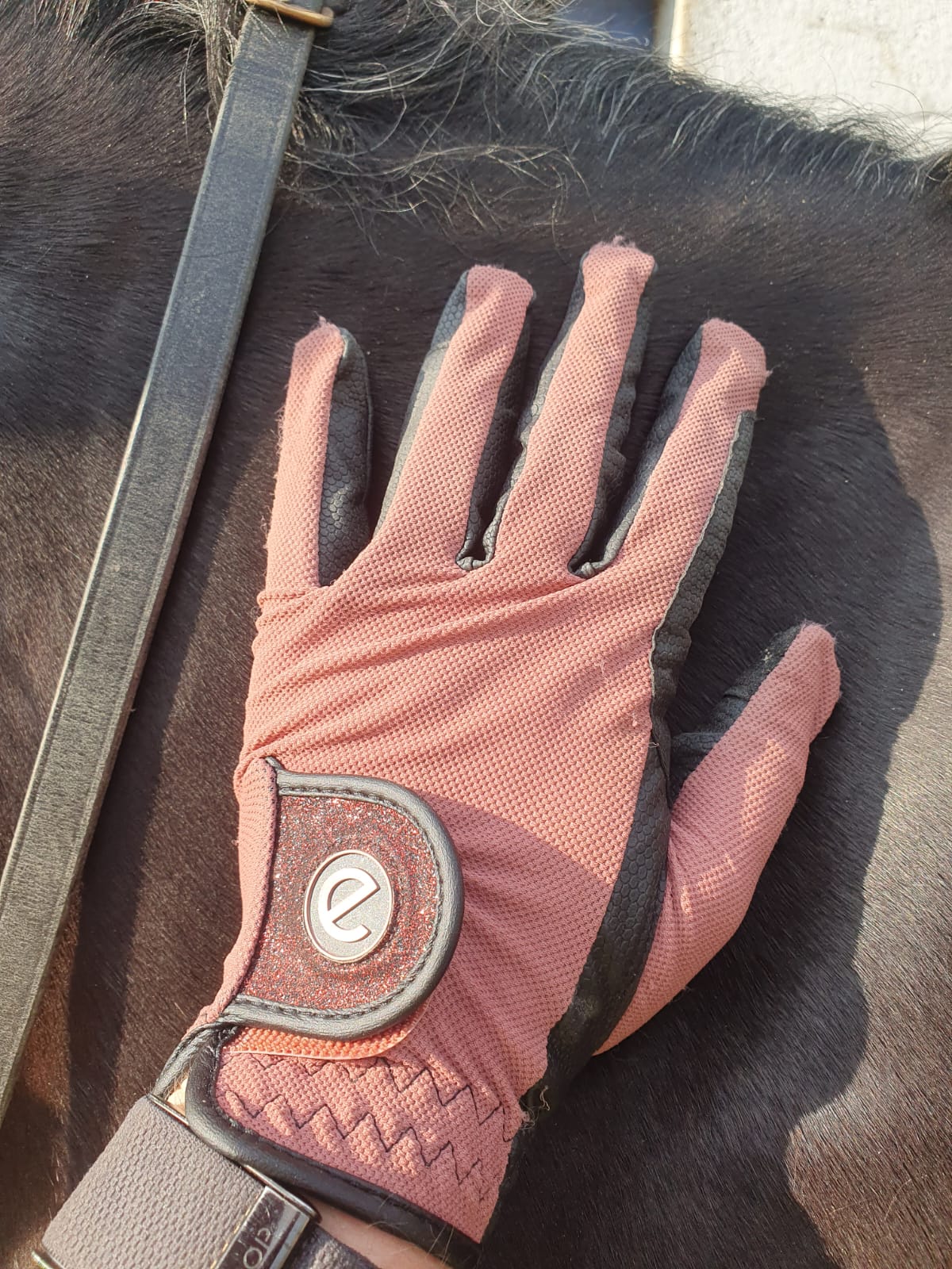 eQUEST GripPro X-LITE Lightweight Equestrian Gloves - Coral - Glitter Cuff