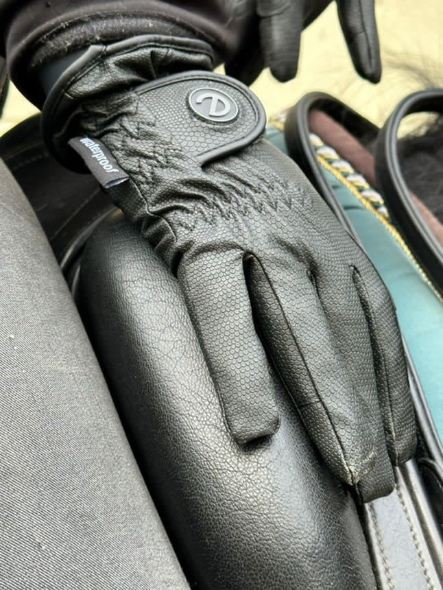 eQUEST GripPro Winter Edition WATERPROOF - Award winning Waterproof Winter Equestrian Riding Gloves - Black
