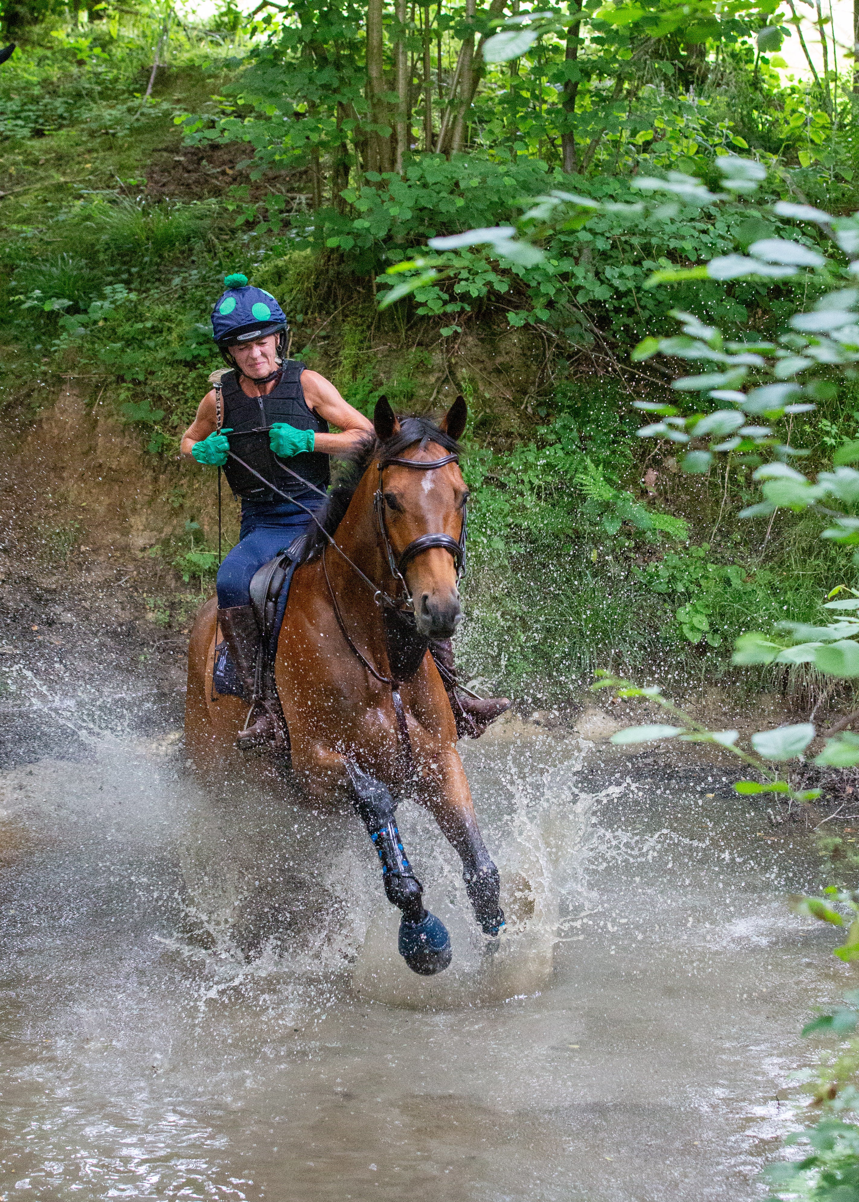 eQUEST GripPro LEATHER - Equestrian Riding Gloves - Jade Green