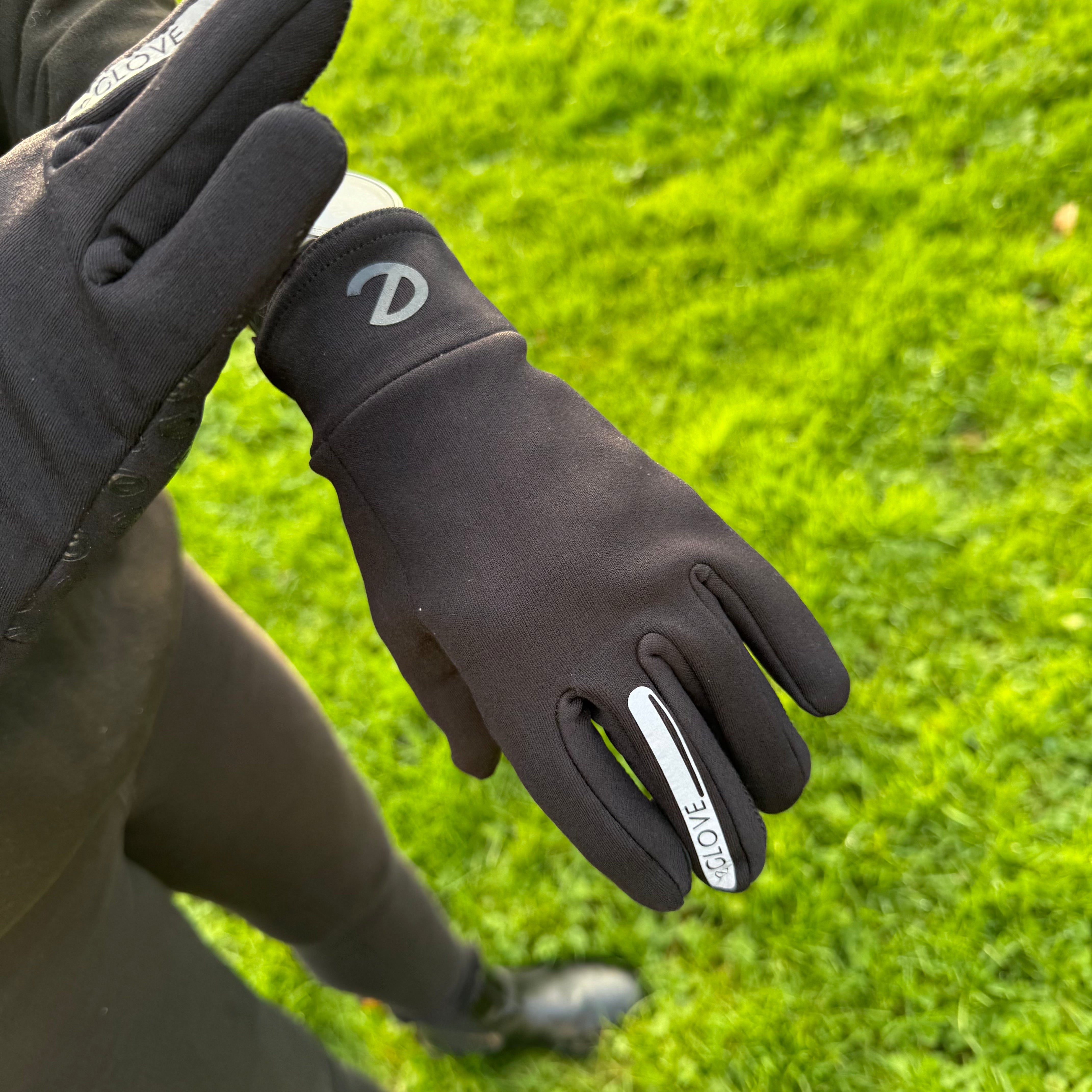 RUN - Winter Edition - Warm Fleecy Running Gloves - Black & Touchscreen Friendly