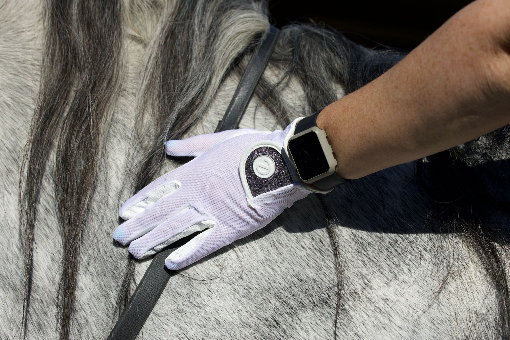 eQUEST GripPro X-LITE Lightweight Equestrian Gloves - White & Silver Glitter