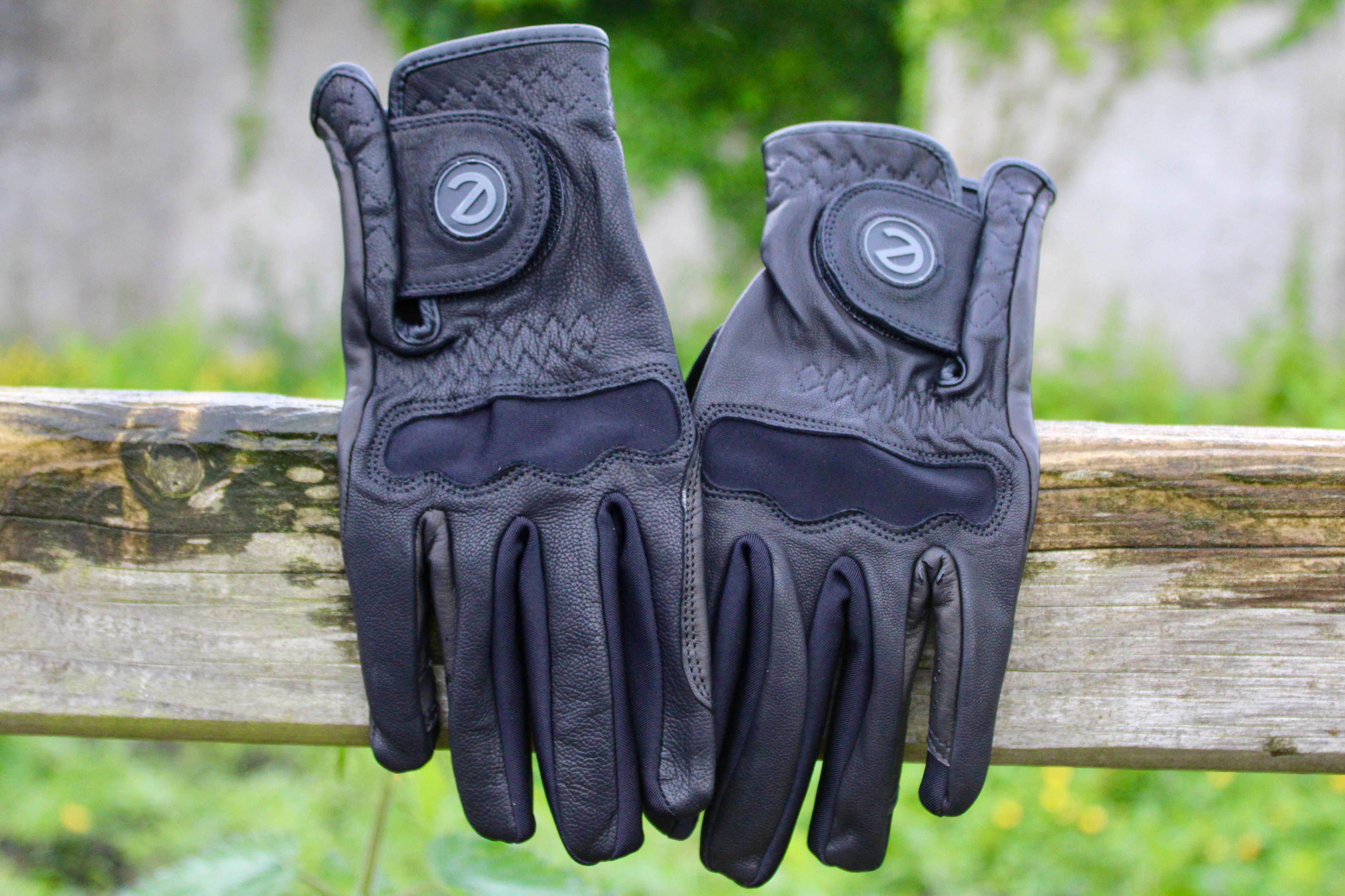 eQUEST GripPro LEDER Reithandschuhe – Schwarz | Premium Ziegenleder