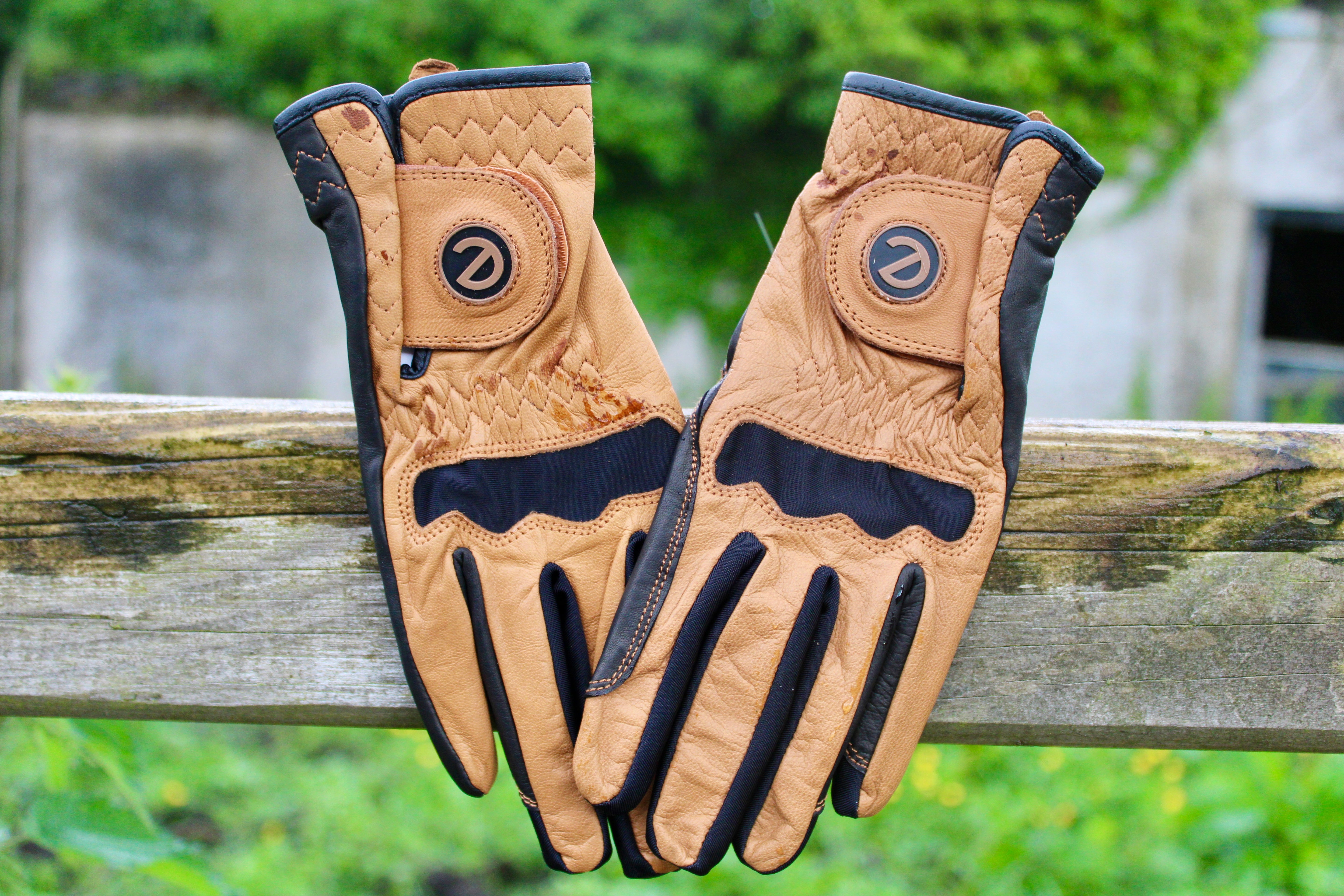 eQUEST GripPro LEDER Reithandschuhe - Tan/Schwarz | Hochwertiges Ziegenleder