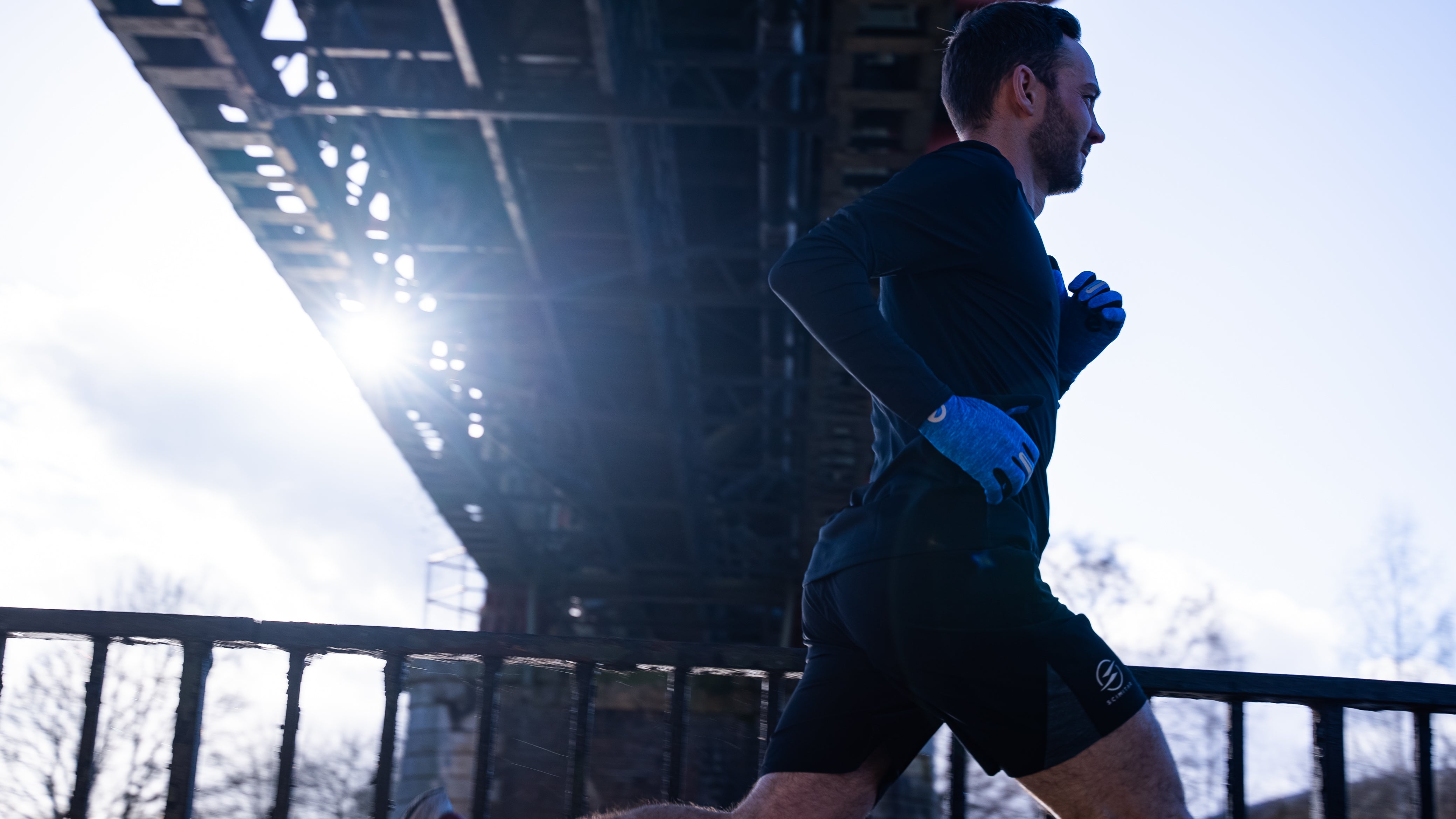 RUN - Blue - Lightweight Touchscreen Running Gloves - New 2024/25 Model