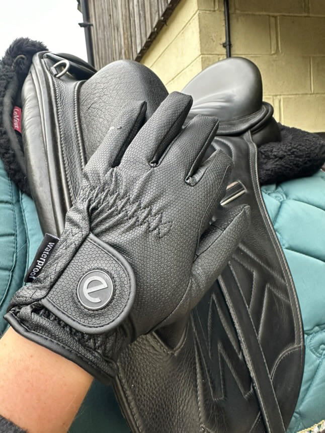 eQUEST GripPro Winter Edition WATERPROOF - Award winning Waterproof Winter Equestrian Riding Gloves - Black - END OF SEASON SALE