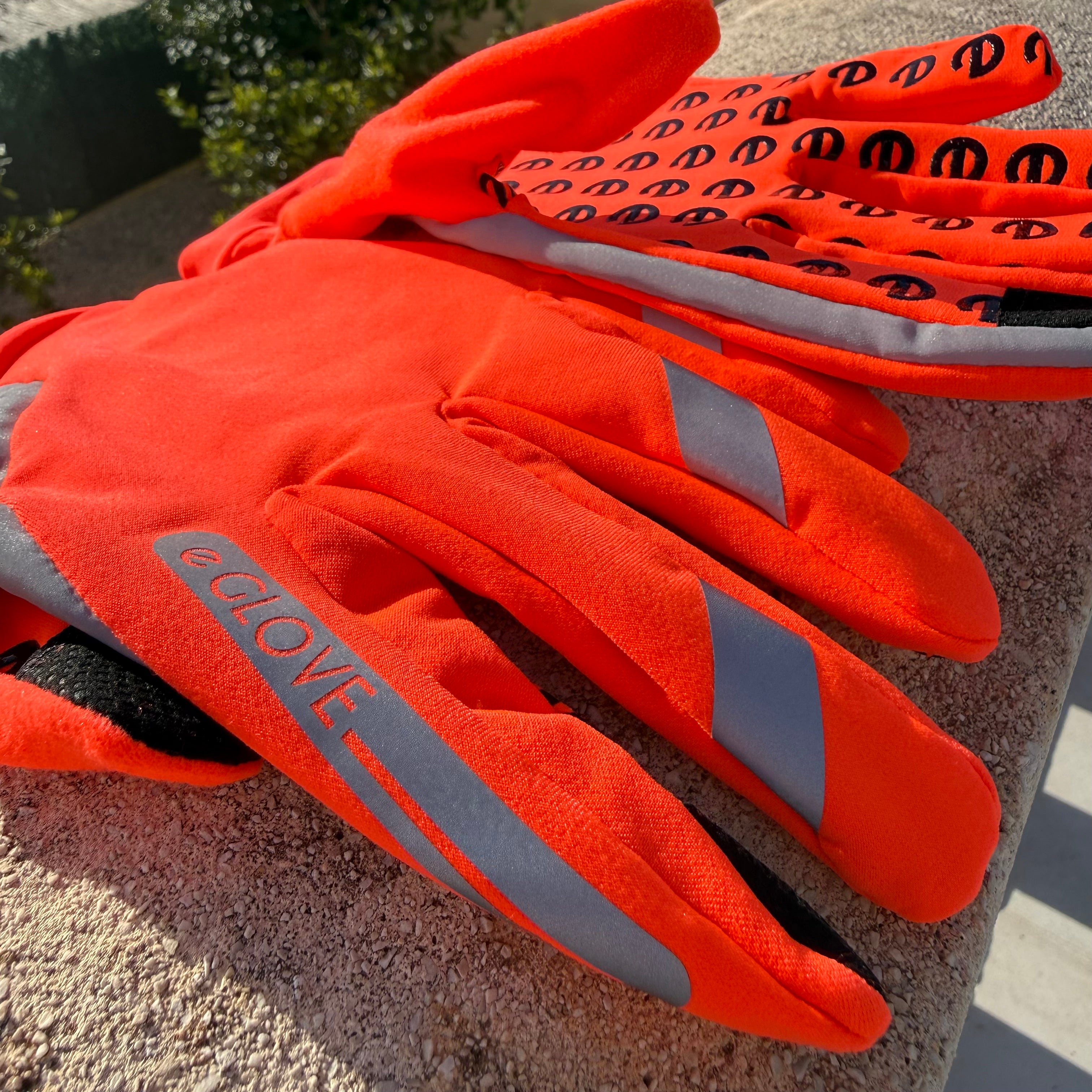 eGLOVE Hi-Vis Run Gloves – Orange | Touchscreen Running Gloves