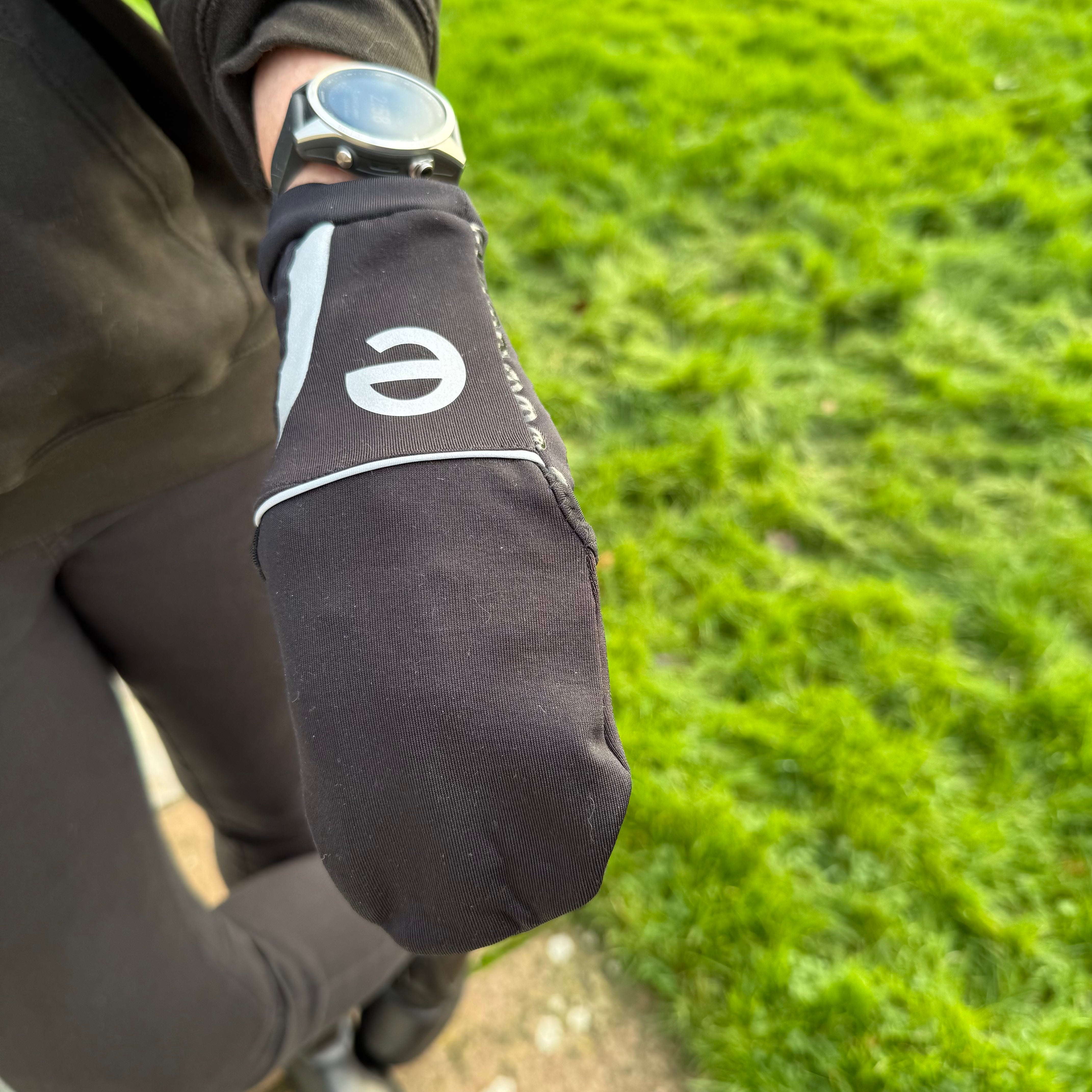 XTREME Ultra Flip - Warm Run Gloves / Mitt - Black / Flouro Yellow Hi-Viz