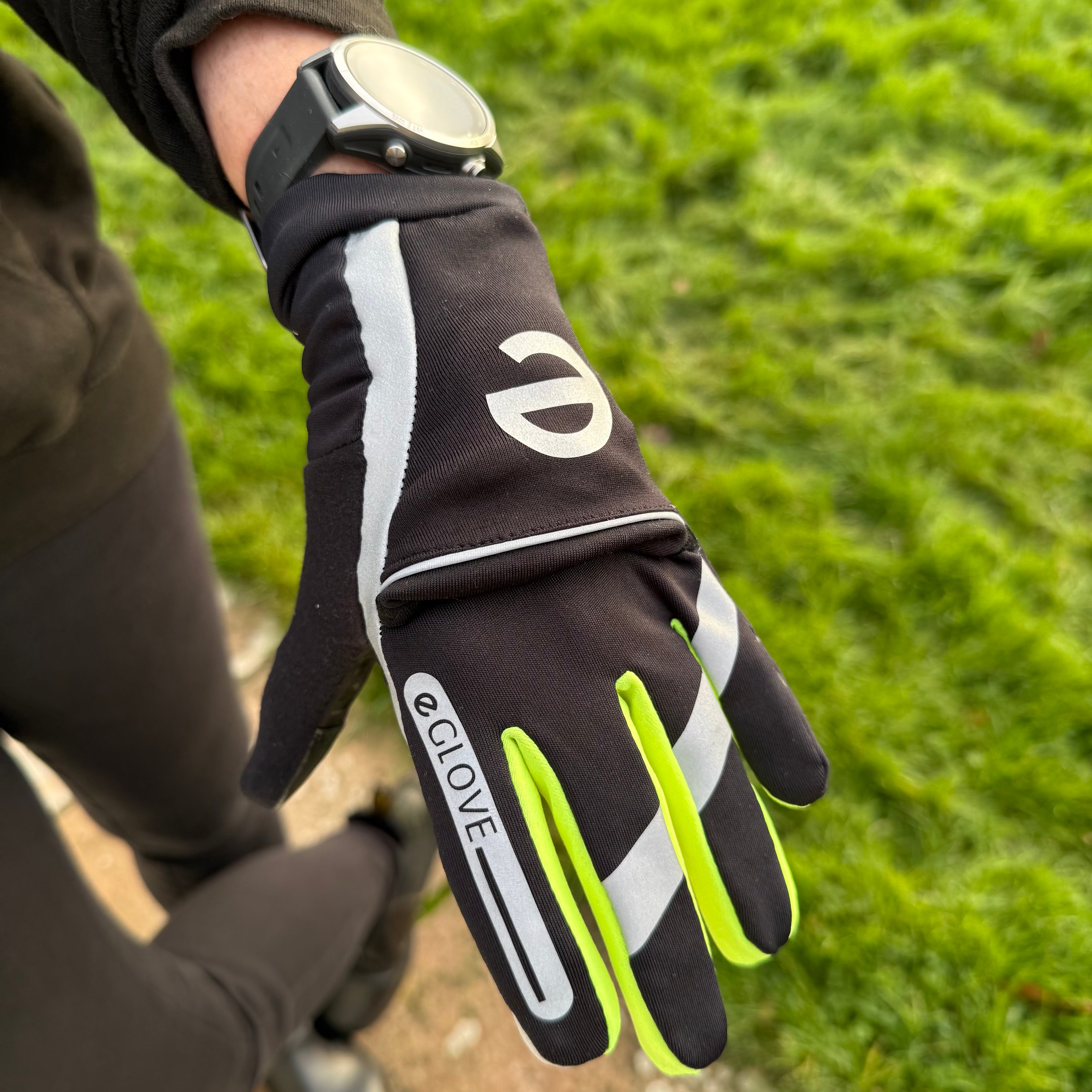 XTREME Ultra Flip - Warm Run Gloves / Mitt - Black / Flouro Yellow Hi-Viz