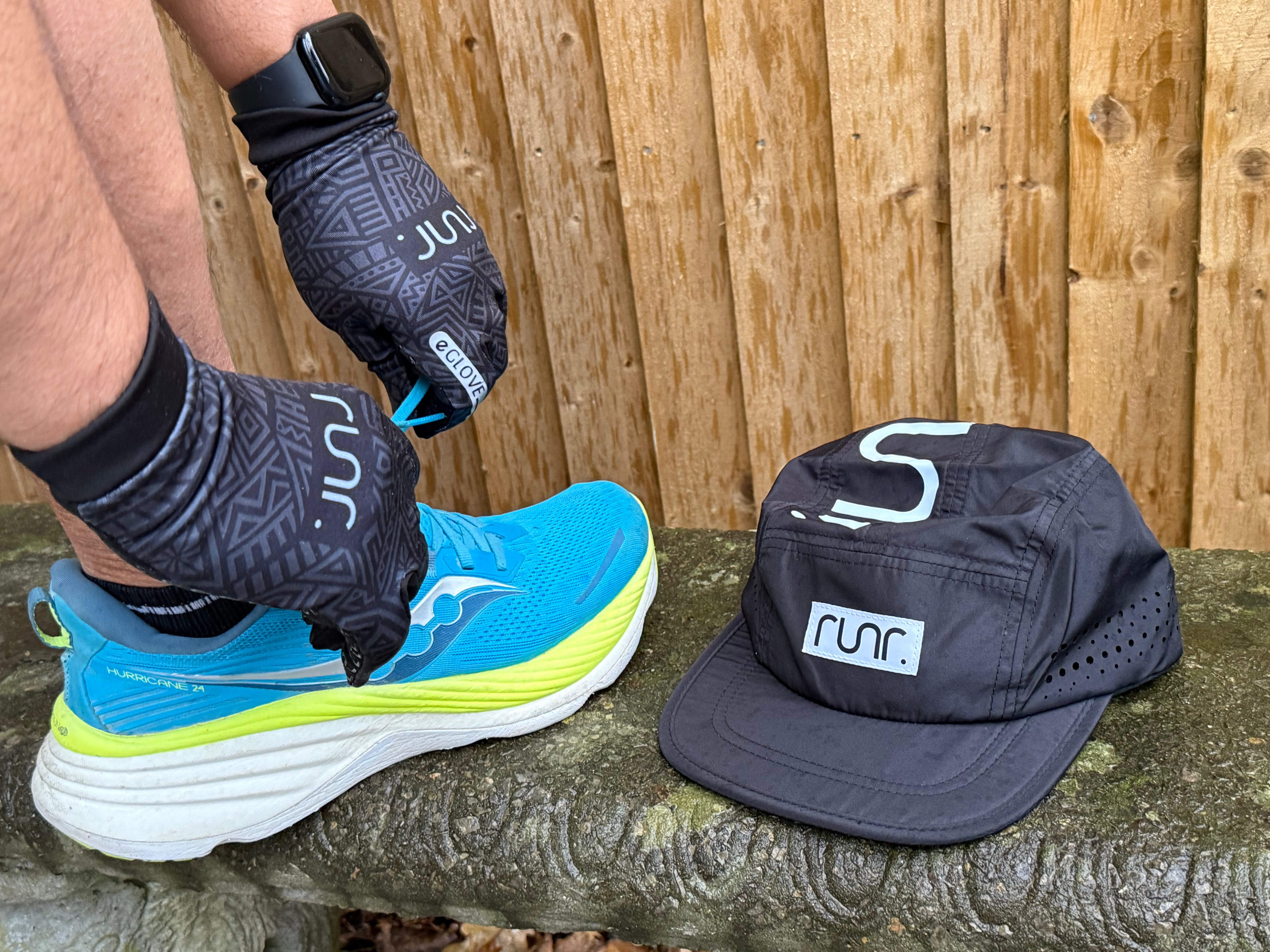 eGLOVE x Runr – Aztec Edition Lightweight Touchscreen Running Gloves | Reflective, Breathable & Stylish