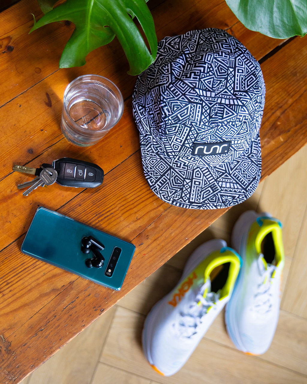 Runr Santiago Technical Running Hat