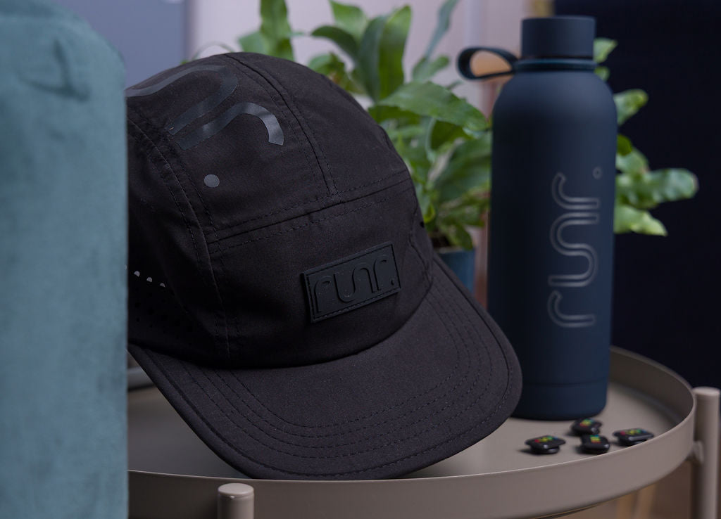 Runr Milan Blackout Technical Running Hat