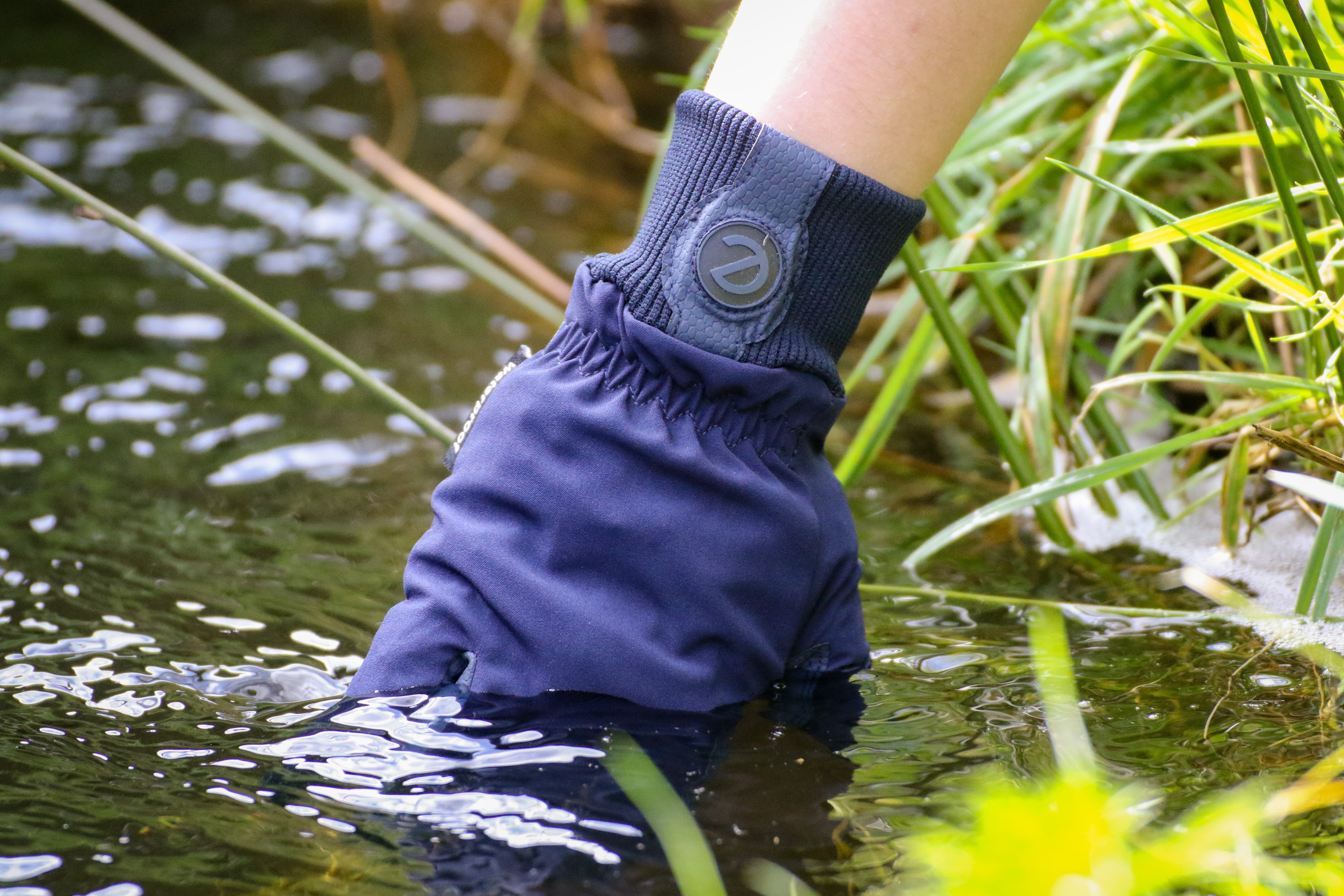 eQUEST Waterproof - Award Winning Waterproof Equestrian Riding & Yard Gloves - Blue