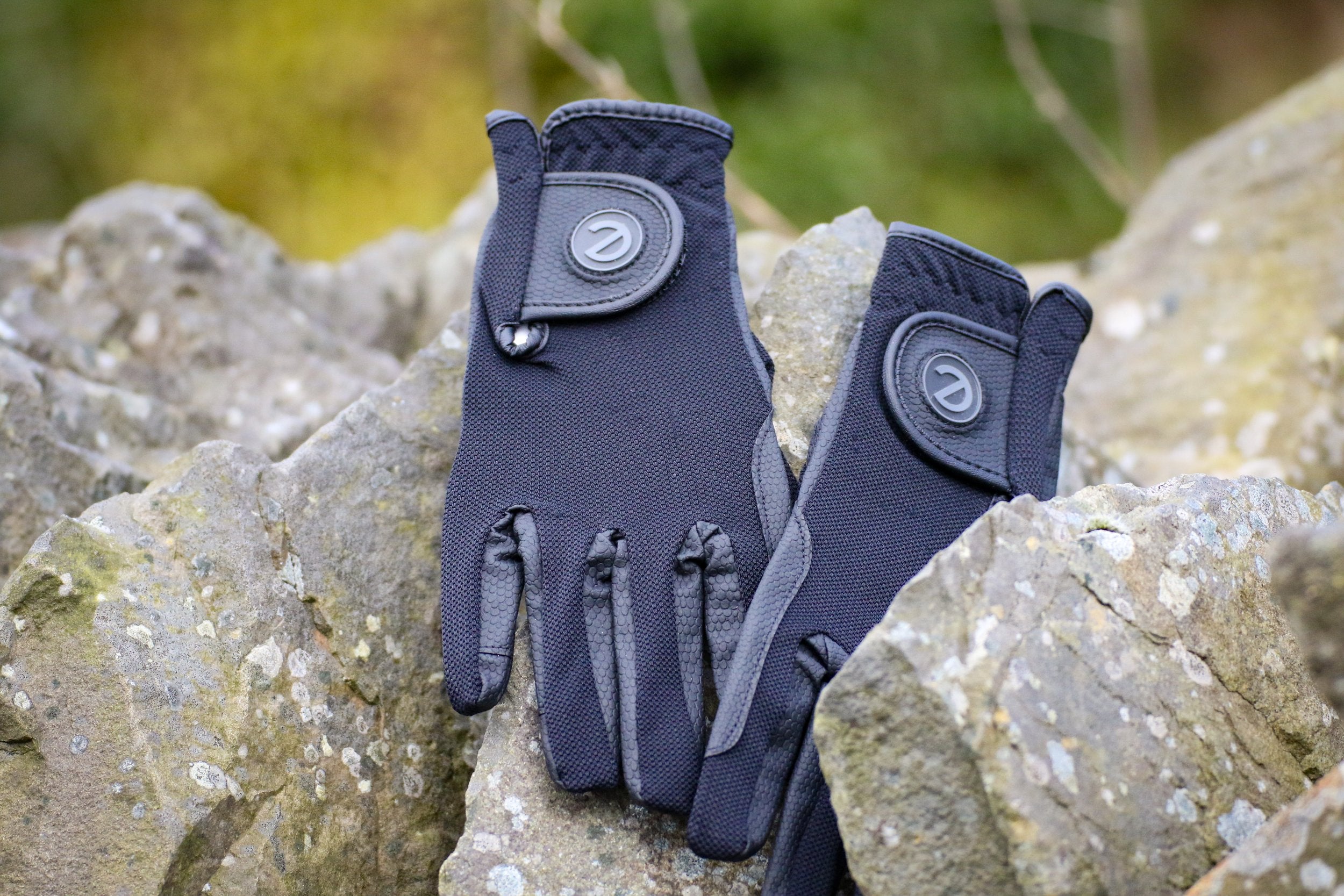 eQUEST GripPro X-LITE Lightweight Equestrian Gloves - Black - Plain Cuff